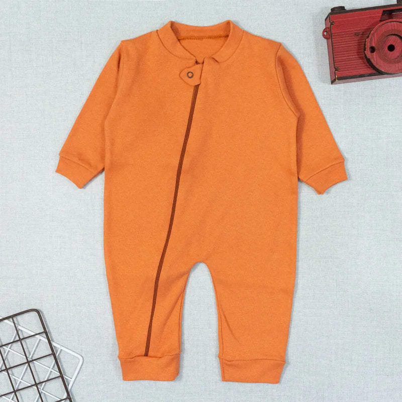 Macacão Infantil com Zíper Longo em Suedine – Até 12 Meses