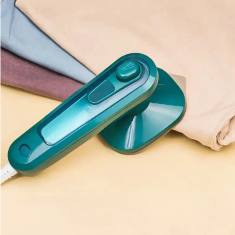 Ferro Elétrico a Vapor de Viagem Mini Portátil – Leve, Compacto e Cabe na Bolsa