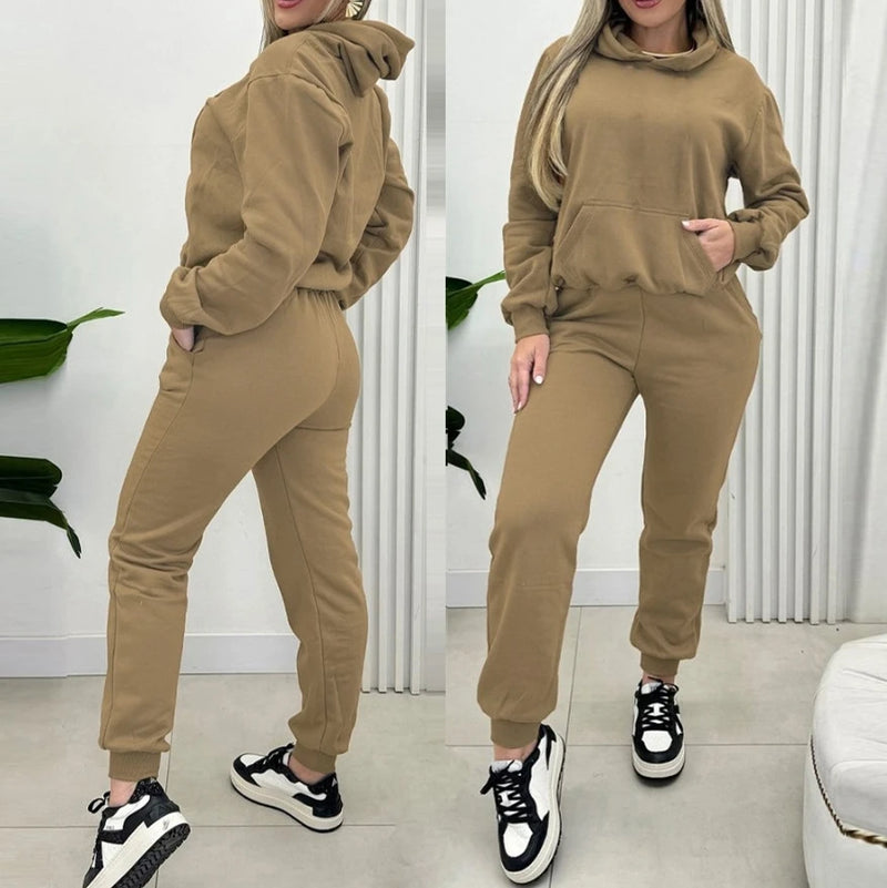 Conjunto Feminino Casual com Moletom Forrado – Tendência Outono/Inverno 2024