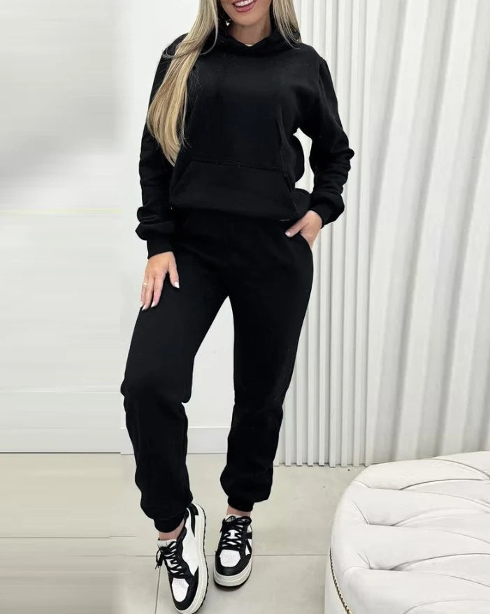 Conjunto Feminino Casual com Moletom Forrado – Tendência Outono/Inverno 2024