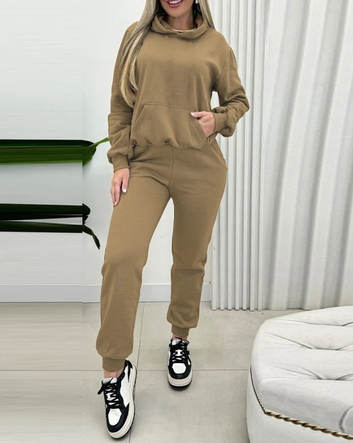 Conjunto Feminino Casual com Moletom Forrado – Tendência Outono/Inverno 2024